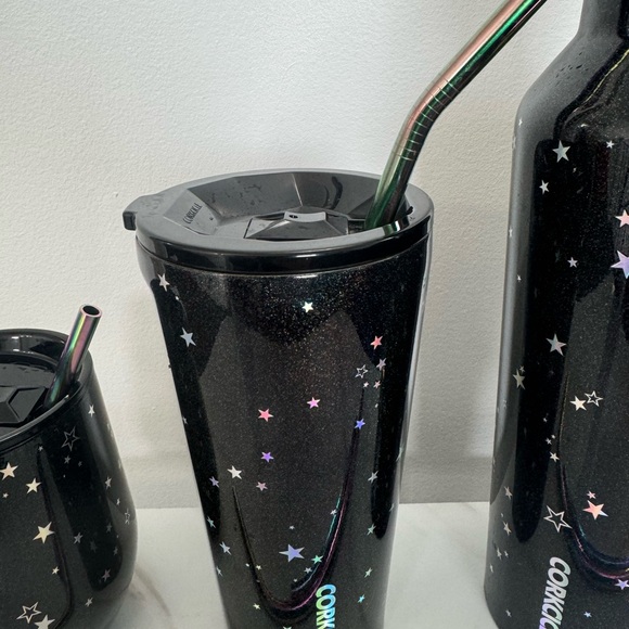 EUC Corkcicle TUMBLER STRAW 2-PACK
REUSABLE STAINLESS STEEL in Prism - Picture 8 of 9